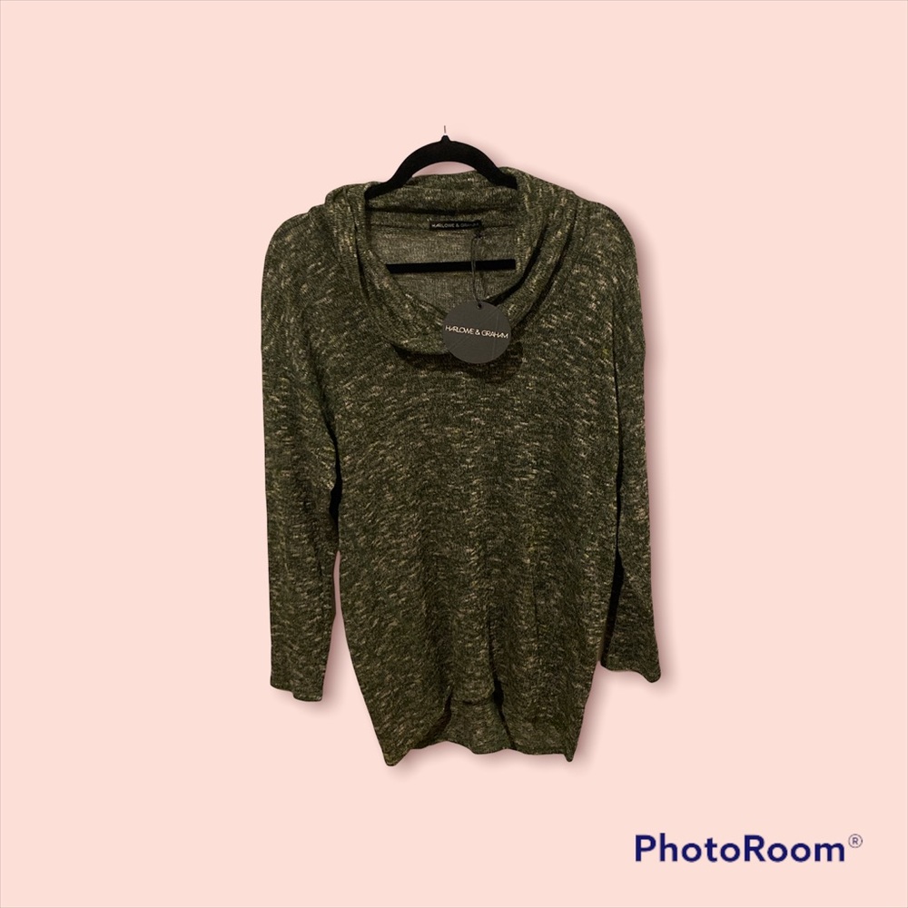 Women’s Sweater NWTS